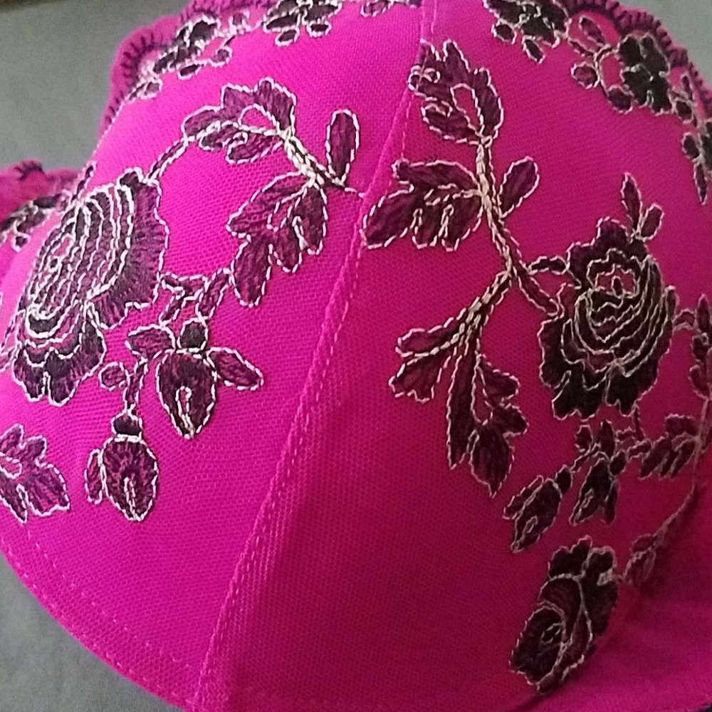 Bra - Picture 5 of 7